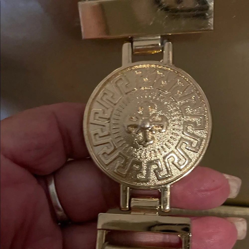 Stylish Gold Tote Bag - Picture 2 of 12